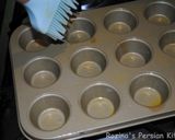 A picture of step 1 of Raisins-Pistachio Baklava.
