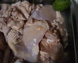 Foto langkah ke 1 dari resep Ayam Tepung Sambal Bawang.