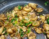 A picture of step 6 of Mushroom Salt And Pepper (Restaurant style).