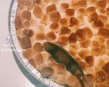Gambar langkah 4 resipi Pai S'mores!.