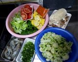 Foto langkah ke 2 dari resep Tomyam "Seafood".
