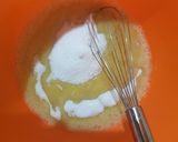 Foto del paso 2 de la receta: Bizcochuelo casero 🤤😋 súper húmedo, esponjoso y fácil