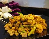 Foto langkah ke 5 dari resep Sambel goreng kentang petai udang (tanpa ati).