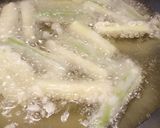 A picture of step 3 of Zucchine in pastella.