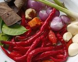 Foto langkah ke 1 dari resep Tongkol Suwir pedas.