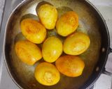 A picture of step 2 of Egg masala curry.