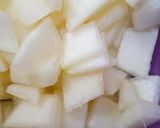 A picture of step 2 of Khatti Fruit Chaat.
