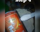A picture of step 4 of Mini Pancake muffins.