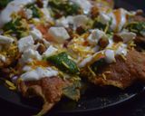 A picture of step 2 of Crispy Palak Patti Chaat.