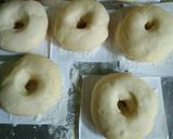Foto langkah ke 3 dari resep Resep donat empyuuukkk.