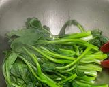 A picture of step 4 of Sautéed Yu Choy (aka Choy Sum).