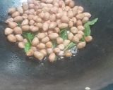 A picture of step 3 of Gawar (Cluster beans) Thecha.