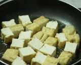 Hình bước làm 2 của món Đậu hủ chiên chấm giòn