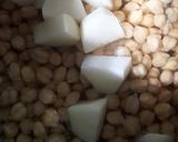 A picture of step 2 of Chole Bhature Tacos.