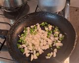 Foto del paso 2 de la receta: Tarta de espinaca y pollo 🥬🍗