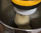 Foto langkah ke 2 dari resep Cream cheese Bun.