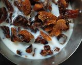 ખજુર અને ઓટ્સ બોલ્સ(Dates & oats balls recipe in Gujarati) રેસીપી સ્ટેપ1ફોટો