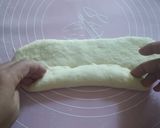 Foto langkah ke 7 dari resep Milk Heart Bread / Mirukuhasu.