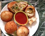 A picture of step 4 of Dahi bread rolls.