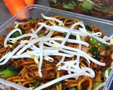 Foto langkah ke 5 dari resep Mie Goreng Ayam (Enak, Mudah & Hemat).