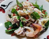 รูปขั้นตอนการทำที่ 4 ของ ยำ​ กุ้งกั้งปู