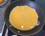 A picture of step 8 of Omurice (Japanese omelette rice).