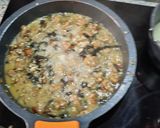 Foto del paso 11 de la receta: Arroz con Butifarra, Rovellons, Trompetas de la Muerte y Champiñones Portobello