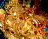 รูปขั้นตอนการทำที่ 5 ของ ผัดไทยผักห่อไข่