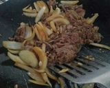 Foto langkah ke 3 dari resep Simple Beef Gyudon.