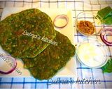 A picture of step 7 of Spinach Paratha (palak ka paratha).