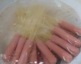 Foto langkah ke 3 dari resep Sosis Gurita Saos Spaghetti.