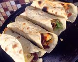 Foto langkah ke 4 dari resep Taco/tortila Sayur Gulung.