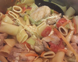 Foto del paso 5 de la receta: One pot con pollo y rigatoni