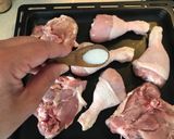 Foto del paso 2 de la receta Muslos y contramuslos de pollo asado a la cerveza