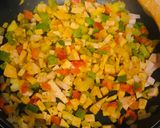 Foto del paso 2 de la receta: Fajita de pavo al curry