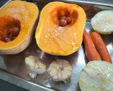 Foto del paso 2 de la receta: Crema de calabaza asada
