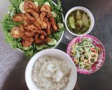 Hình bước làm 4 của món Cơm 1 người #3 - Vây cá Hồi chiên muối ớt + Canh mướp + Salad Thập cẩm