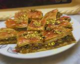 صورة لخطوة 3 من وصفة بقلاوة بسمن بلدي 🤷🏻‍♀️