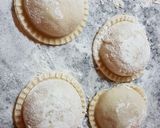 Foto del paso 2 de la receta: Sorrentinos caseros y económicos!