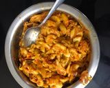 A picture of step 3 of Macaroni.