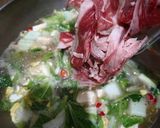 Foto langkah ke 3 dari resep Sup Daging Sawi Putih 15 Menit.