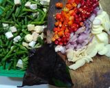 Foto langkah ke 1 dari resep Oseng kacang tempe utren.