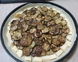 Foto del paso 3 de la receta: Tarta de zuchinis con salsa de cebollas
