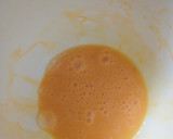 Foto del paso 1 de la receta: Omelette de huevo 🥚,jamón, queso 🧀 y perejil fresco