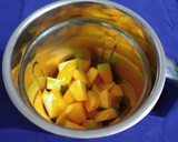 *முலாம் பழ மில்க் ஷேக்* ரெசிபி ஸ்டேப் 2 புகைப்படம்
