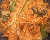 Foto langkah ke 3 dari resep Ayam suwir Pedas.
