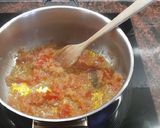 Foto del paso 3 de la receta: Patatas con calamares o pota, en su tinta
