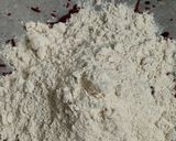 A picture of step 2 of Beetroot thepla.