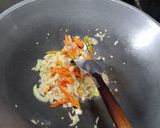 Foto langkah ke 1 dari resep 507. Oseng Luncheon Saus Tiram.