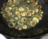 કારેલા ની ચિપ્સ (Karela Chips Recipe In Gujarati) રેસીપી સ્ટેપ3ફોટો